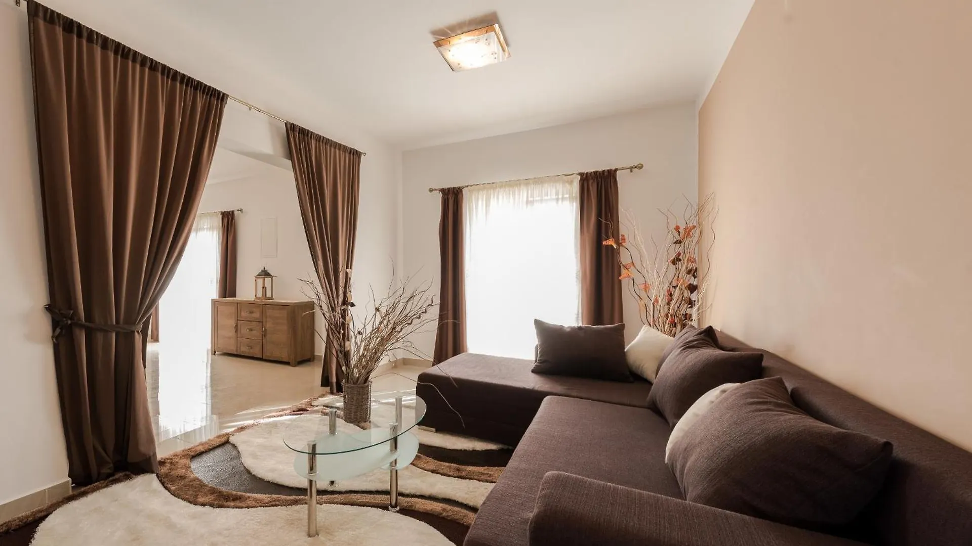 Beautiful Villa Horizon زادار